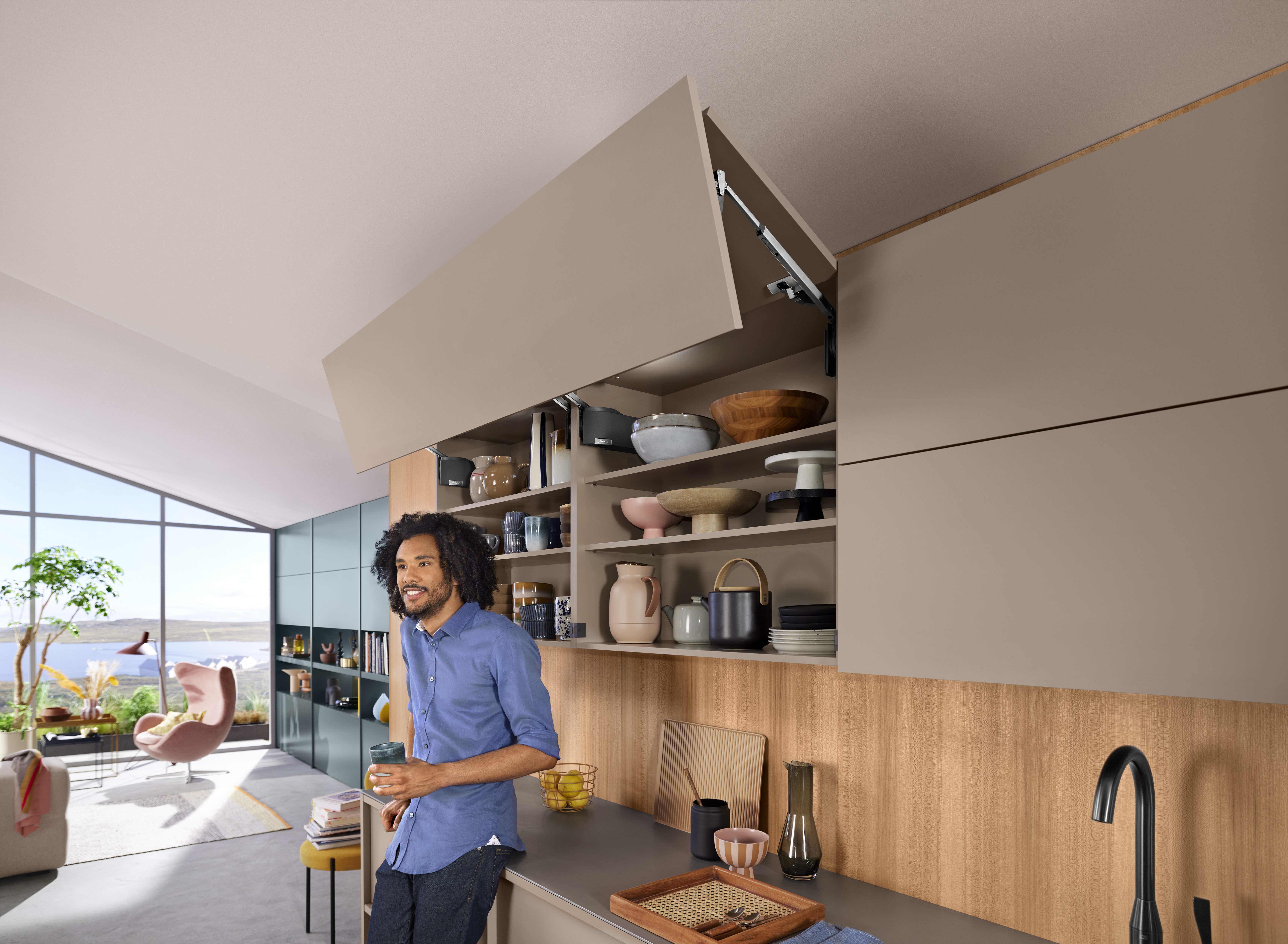 AVENTOS HF top