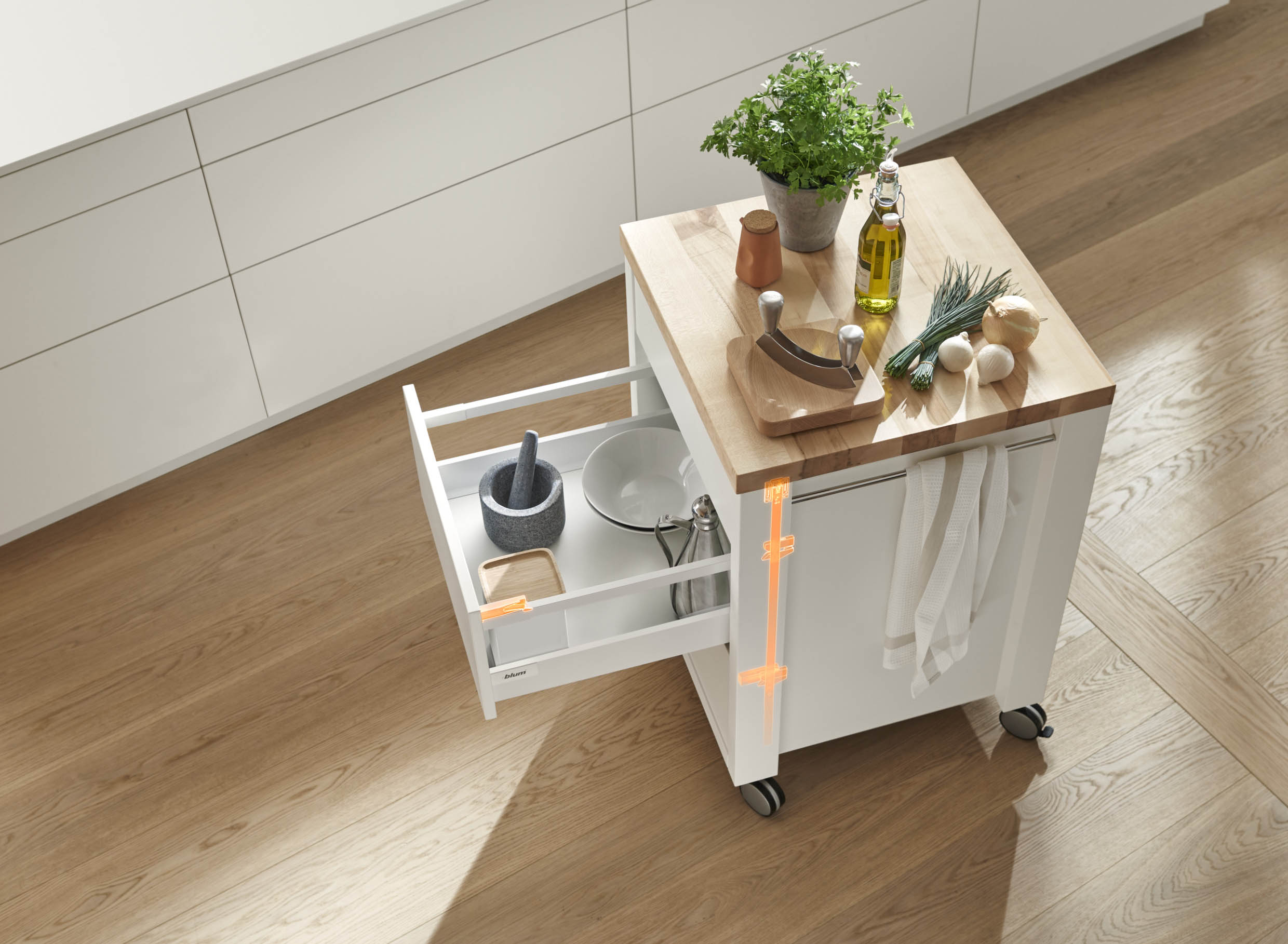 Blum CABLOXX locking system