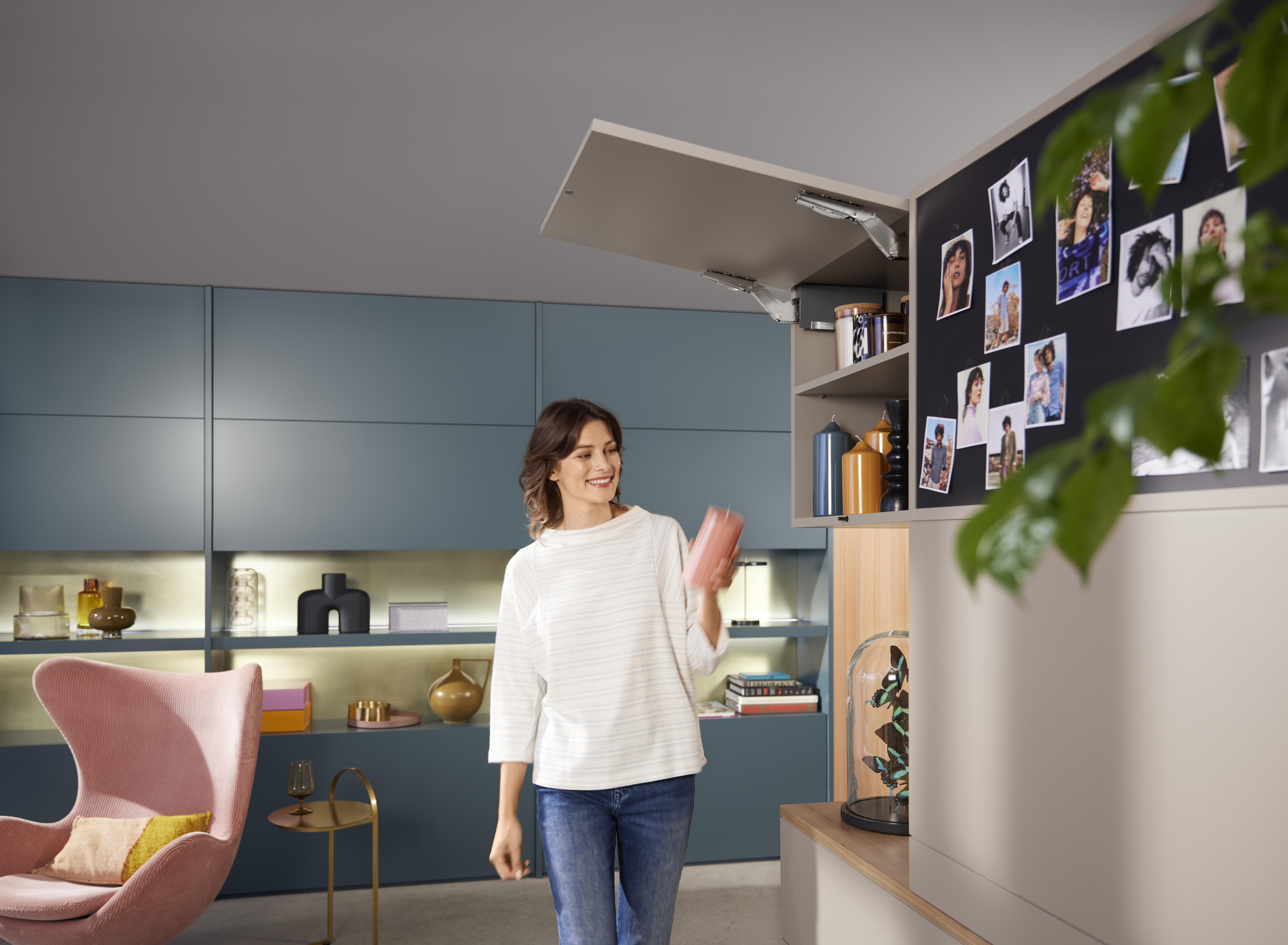 AVENTOS HK top